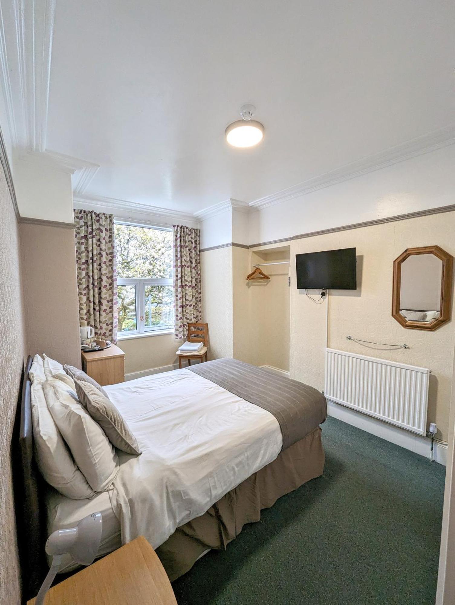 The George Guest House Plymouth Bagian luar foto